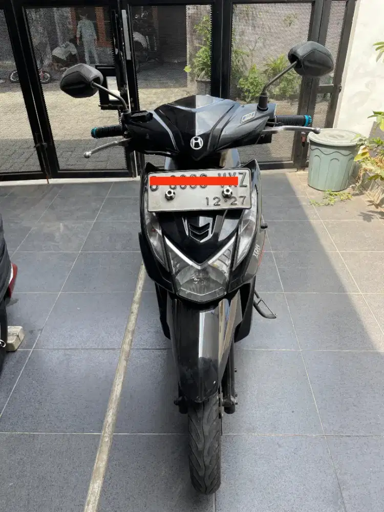 Beat FI 2016 Hitam