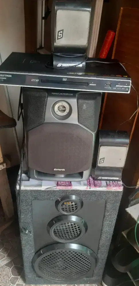 Speker Subwoofer ma Tuwiter Home teatrher Komplit DVD Polytron