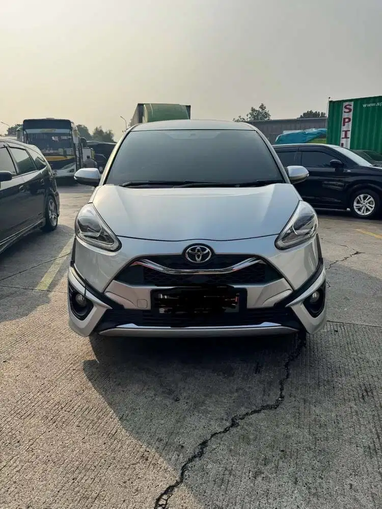 Toyota Sienta 2021 Bensin