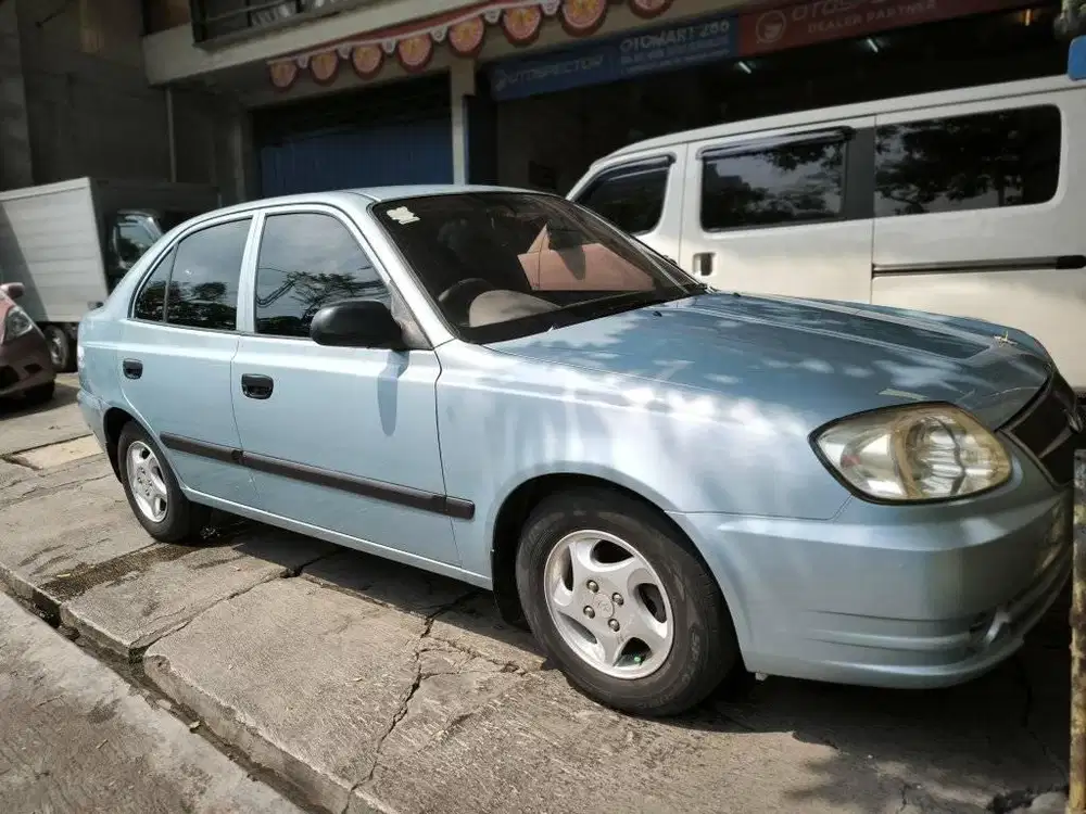 HYUNDAI 2009 AVEGA 1.4 M/T HIJAU MUDA MURAH OTOMART 286 KENJERAN