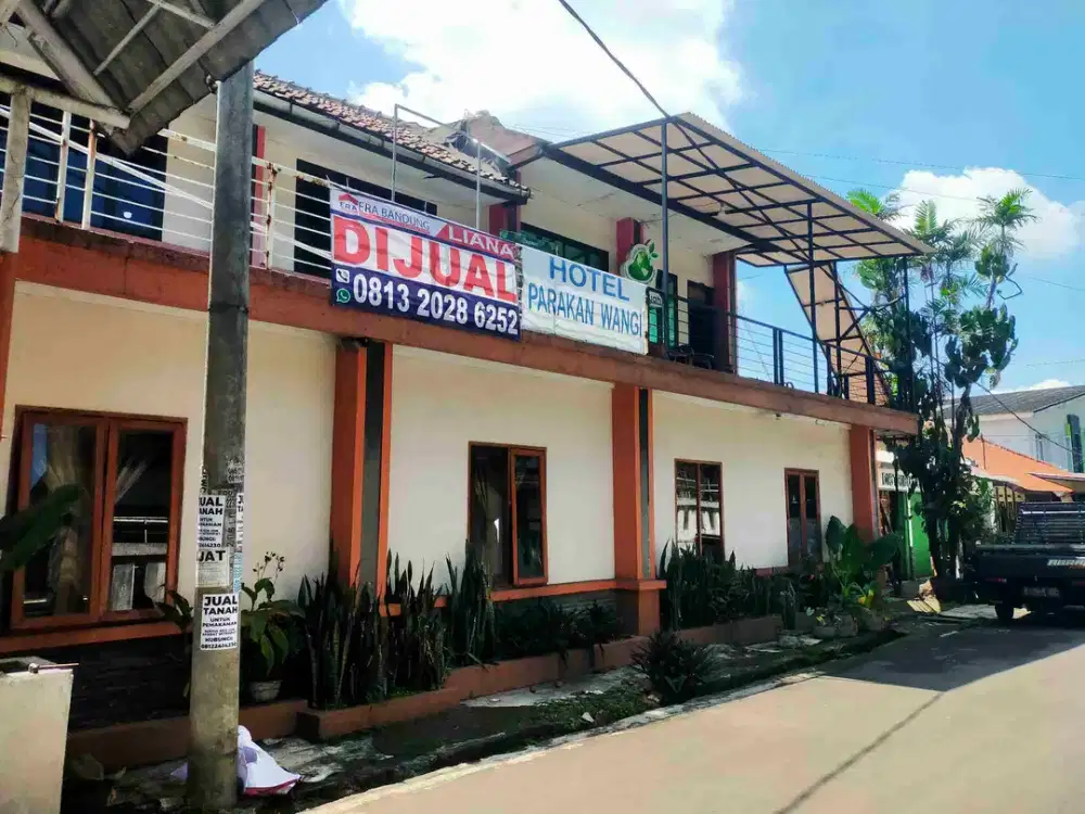 hotel di jalan utama dekat komplek batununggal