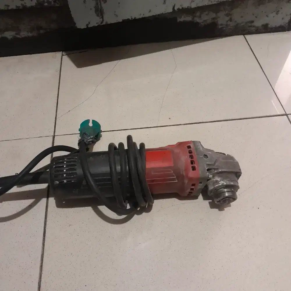 Gerinda tangan Merk maktec
