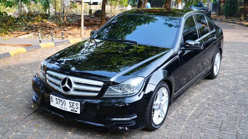 Mercedes Benz C250 Avantgarde AMG Line