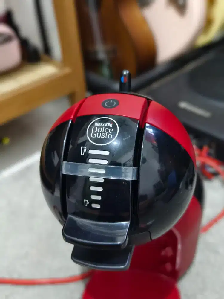 Mesin kopi nescafe Dolce gusto