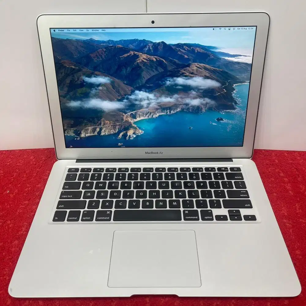 Macbook Air 13 inch, Early 2015