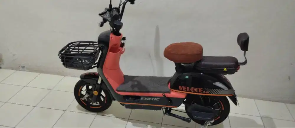 SEPEDA LISTRIK VELOCE EXOTIC