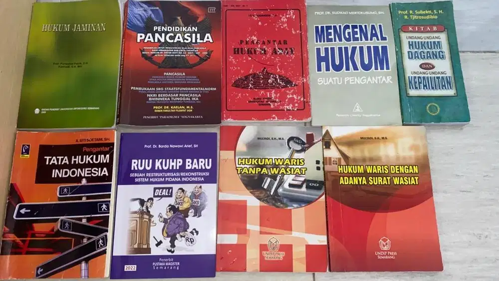 BUKU MAHASISWA HUKUM