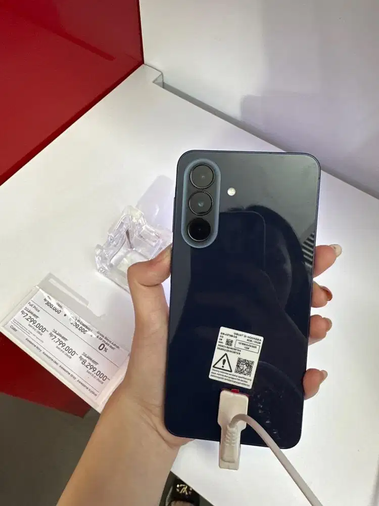 Samsung A57. A37. A27