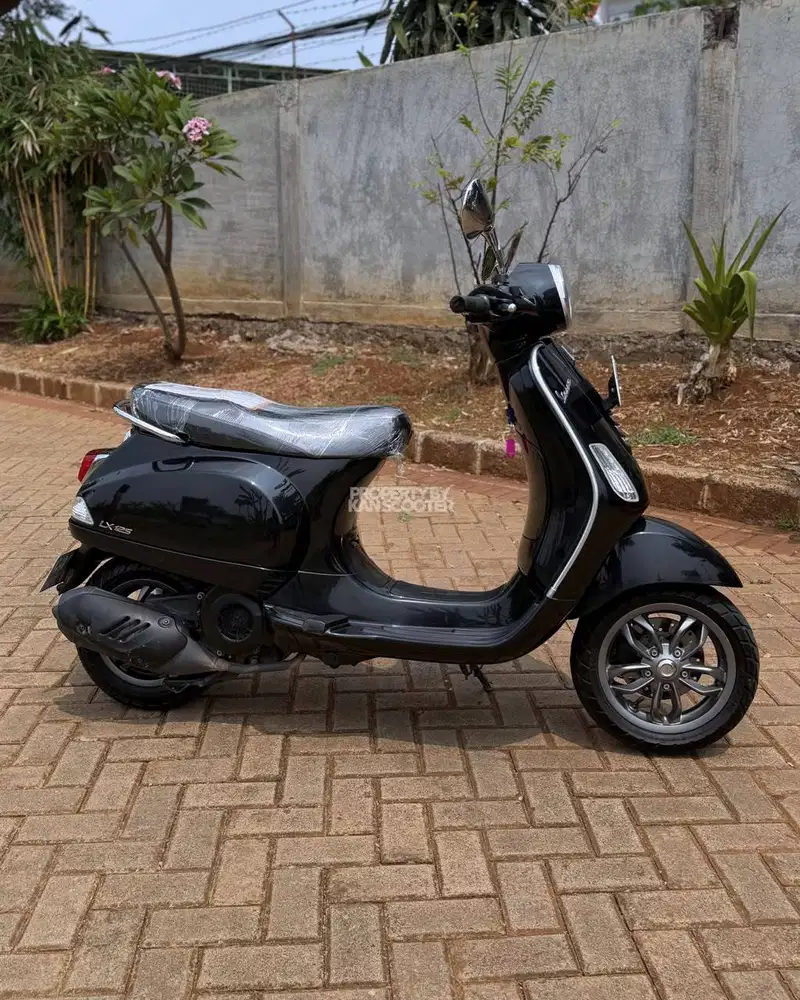 VESPA LX 125 iGET FACELIFT 2020 TERMURAH