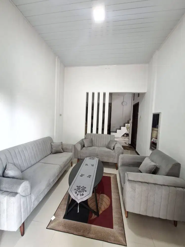Sofa ruang tamu