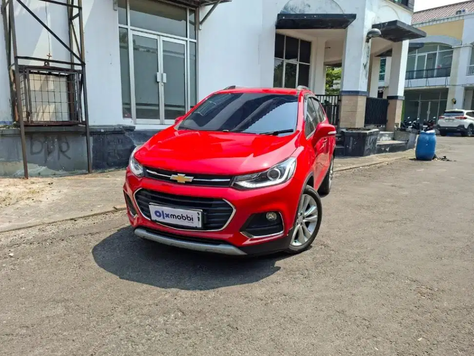 Pajak Panjang - Chevrolet Trax 1.4 Turbo LTZ Bensin AT 2017 Merah