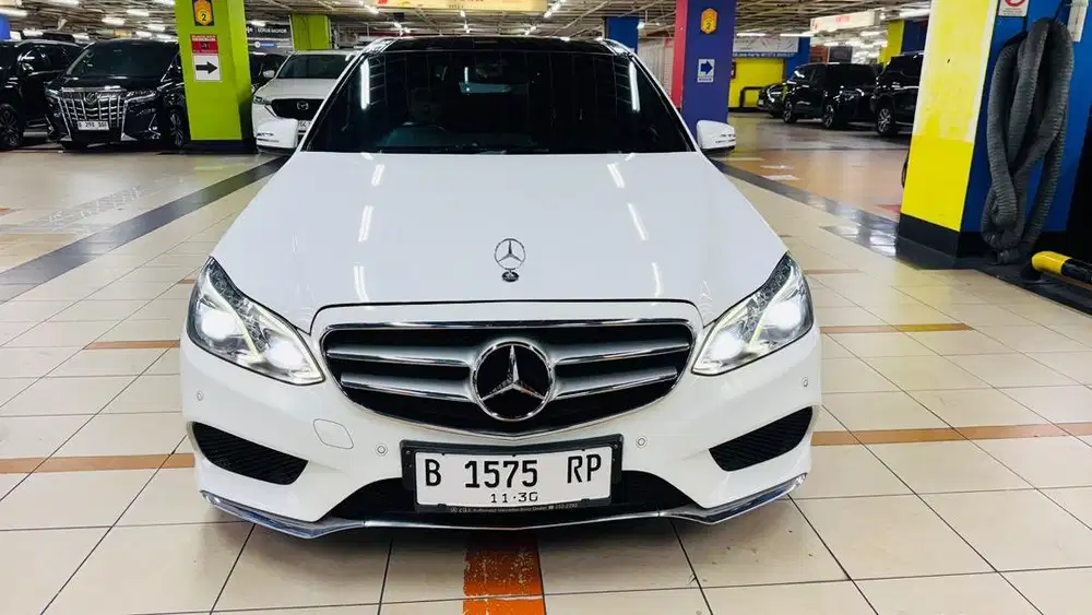 Mercy E 400 AMG 2015 Putih