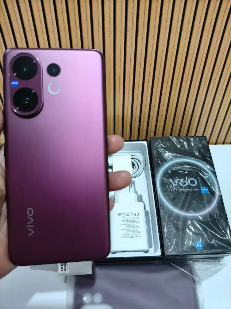 Vivo V60 5G  8/256 GB