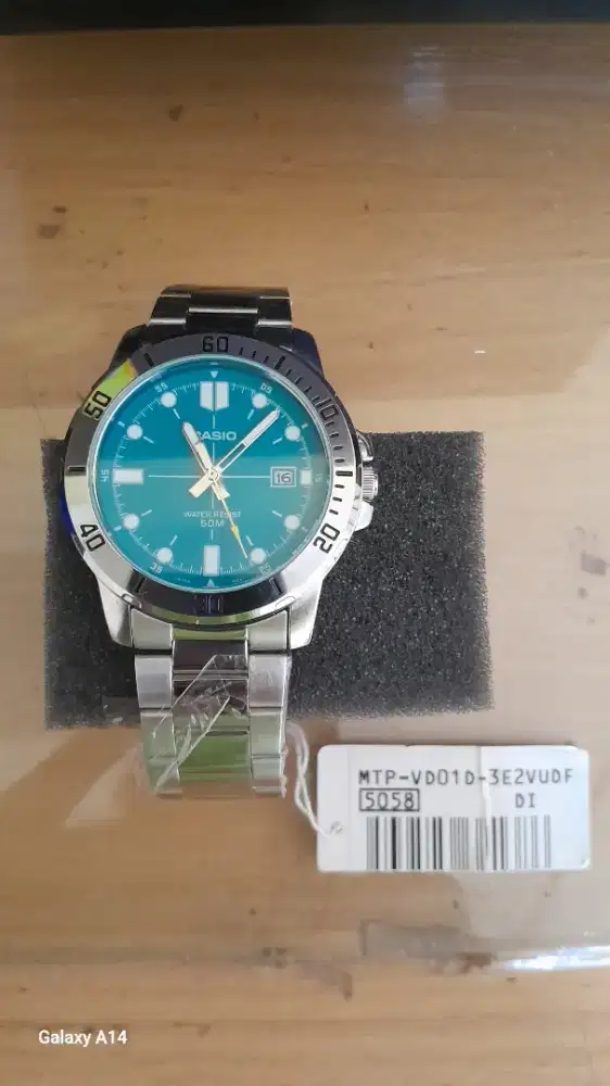 Jam tangan pria CASIO baru