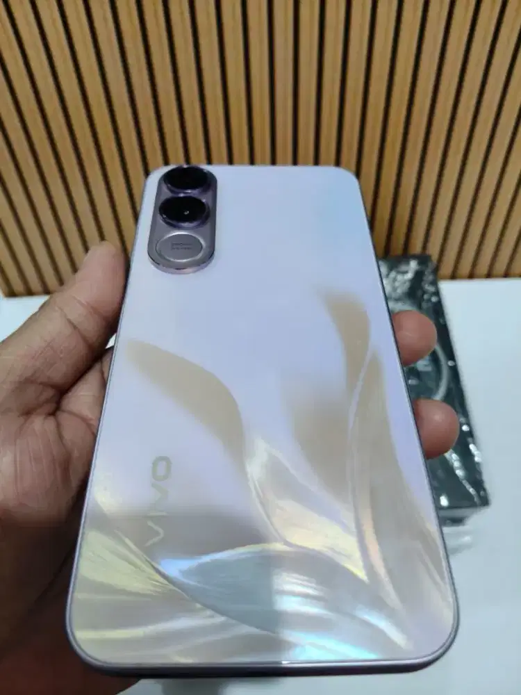 Vivo V70 fe 12/256 GB