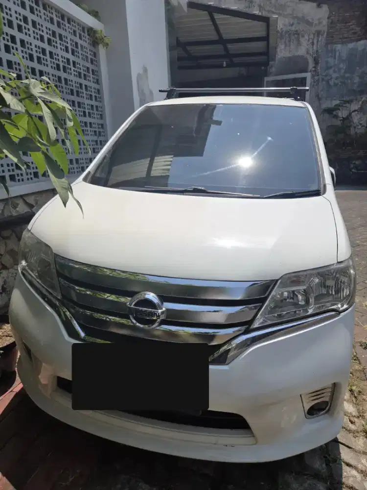 Nissan Serena HWS 2013