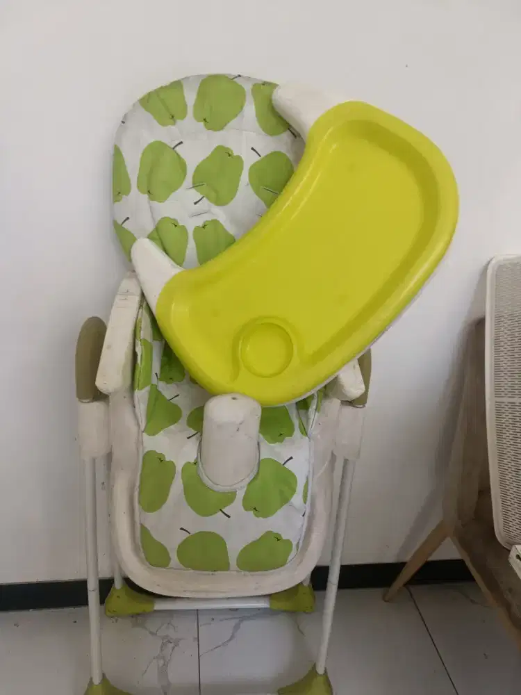 Tempat makan anak