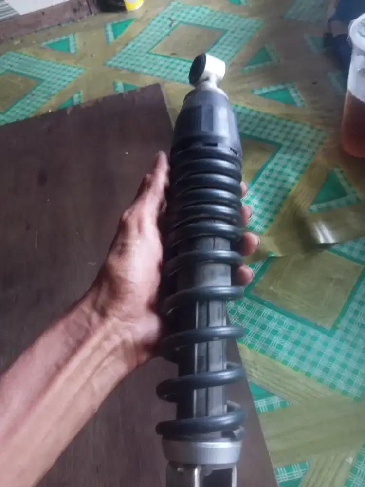 Shock belakang copotan beat new led
