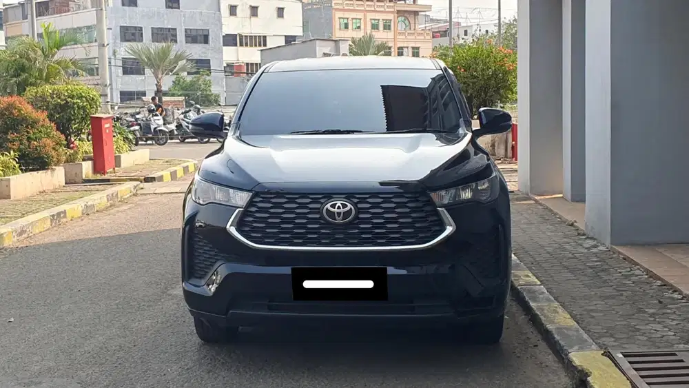 Km 9rb toyota kijang innova zenix g bensin non hybrid 2024 hitam