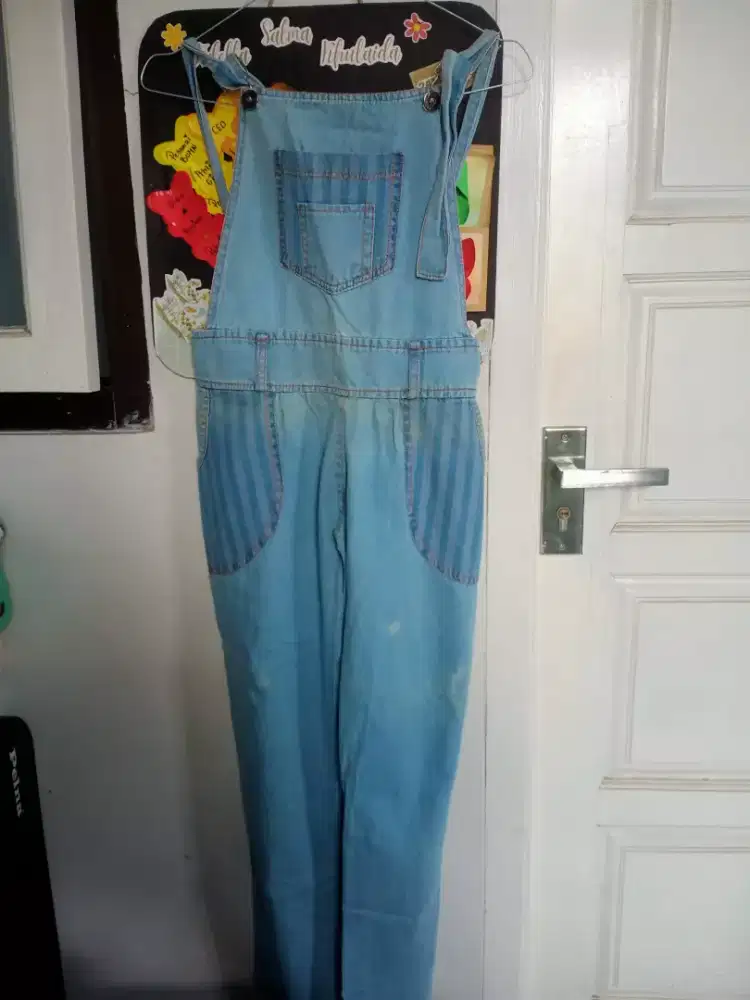 Di jual celana jeans kodok