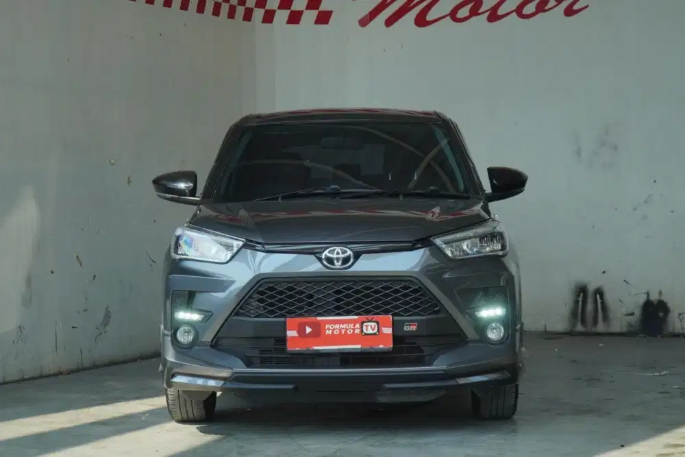 Toyota Raize 1.0 sport AT 2023 abu abu