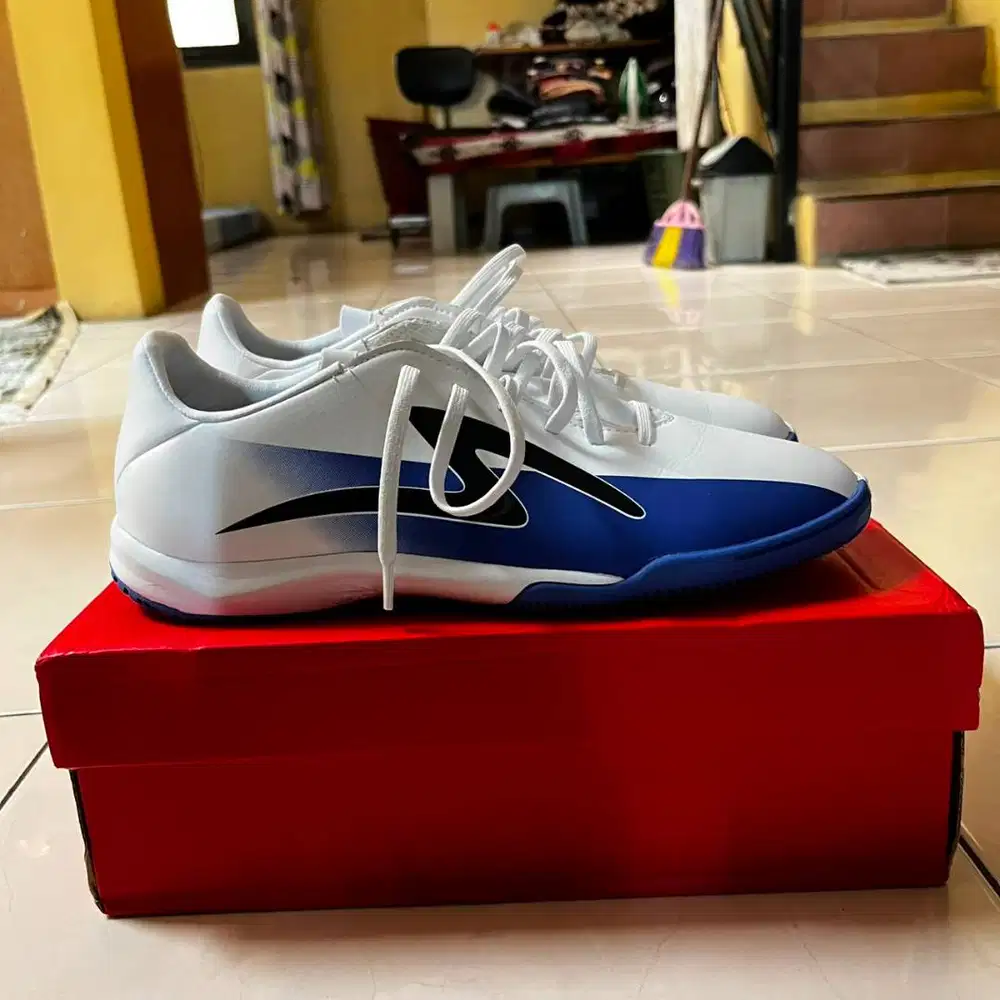 Sepatu Futsal Bekas - Specs Velocity Pure IN - EUR 42 - 27 CM
