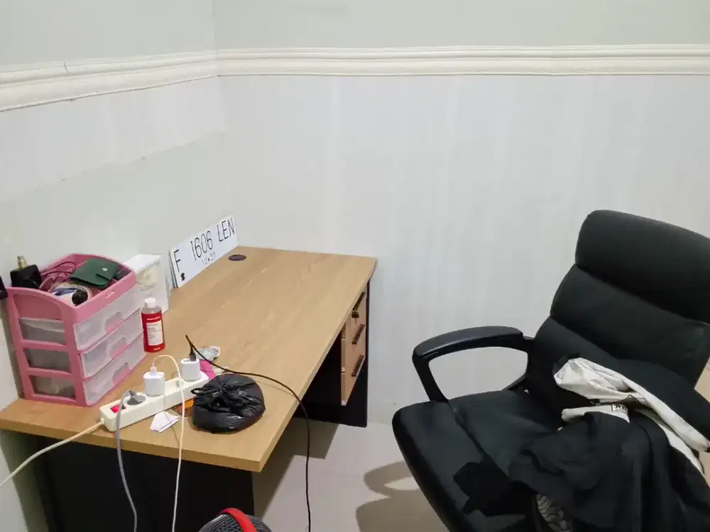 Di jual meja kursi kantor