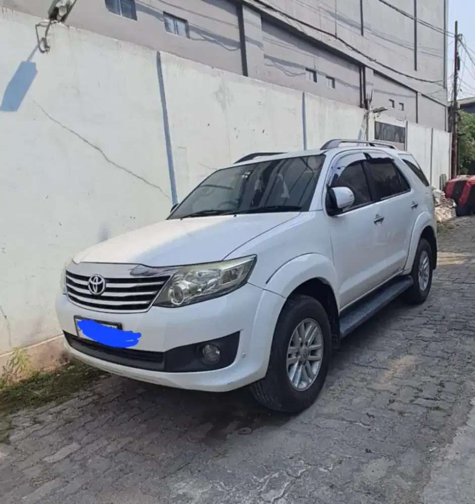 Fortuner 2,7 G Lux At wrn putih 2013
