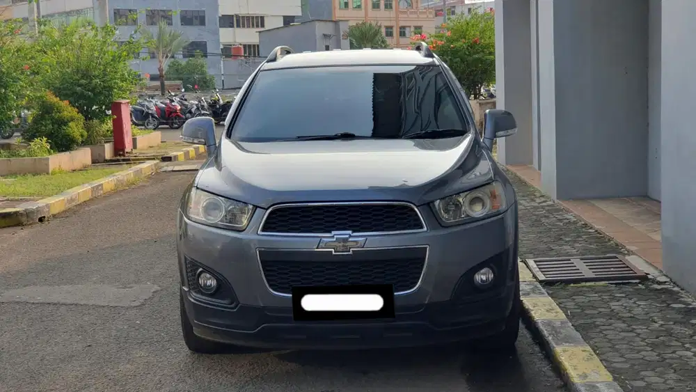 Km 37rb chevrolet captiva bensin 2015 abu metalik