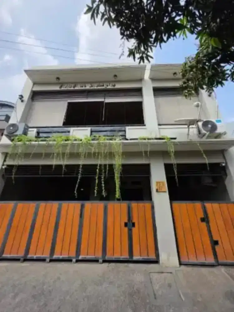 RUMAH MEWAH FULL FURNISHED DI GRIYA BINTARA - PONDOK KOPI