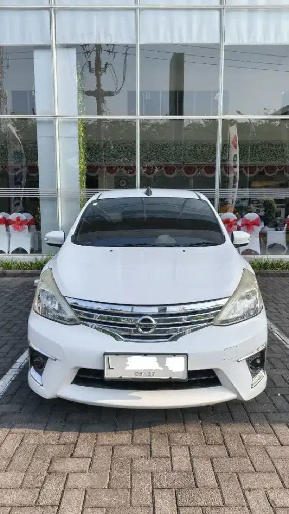 Grand Livina XV Highway Star 1.5 MT 2017 Putih - Istimewa / Siap Pakai