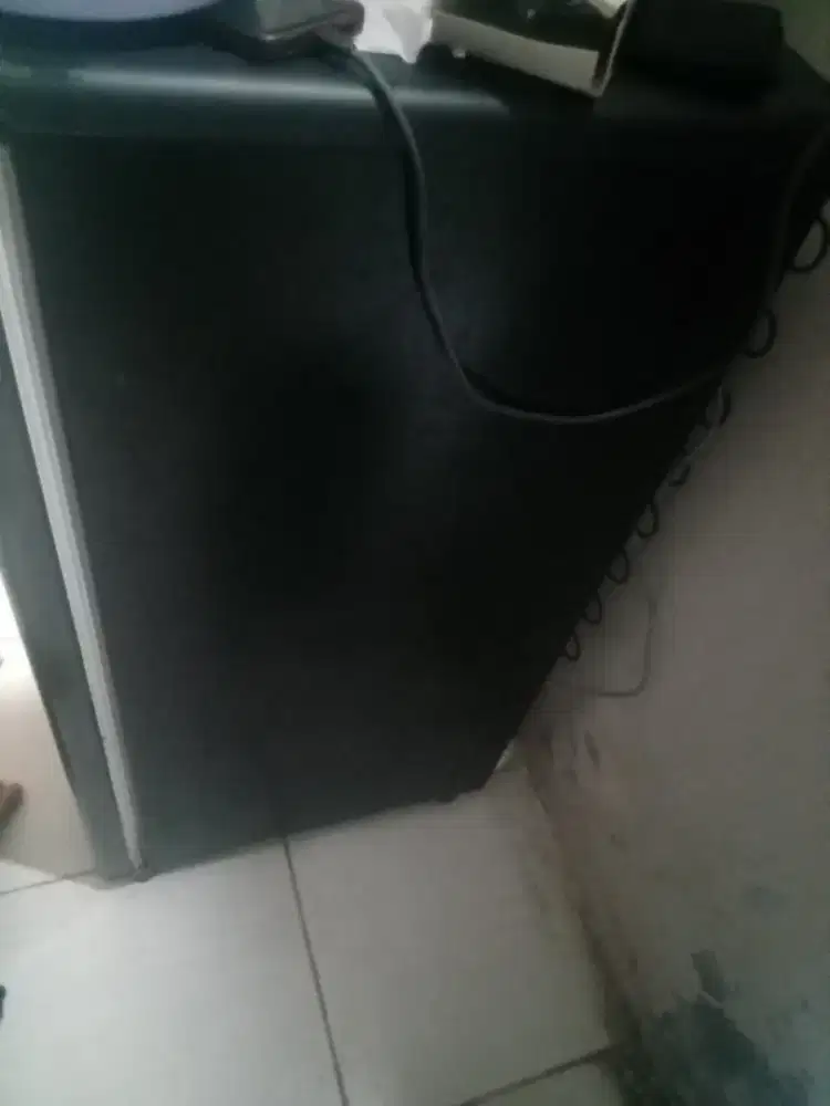 Freezer asi, masih mulus 4 rak