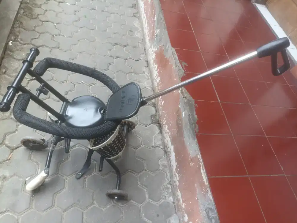 Preloved Stroller 18 bulan - BB 30 Kg