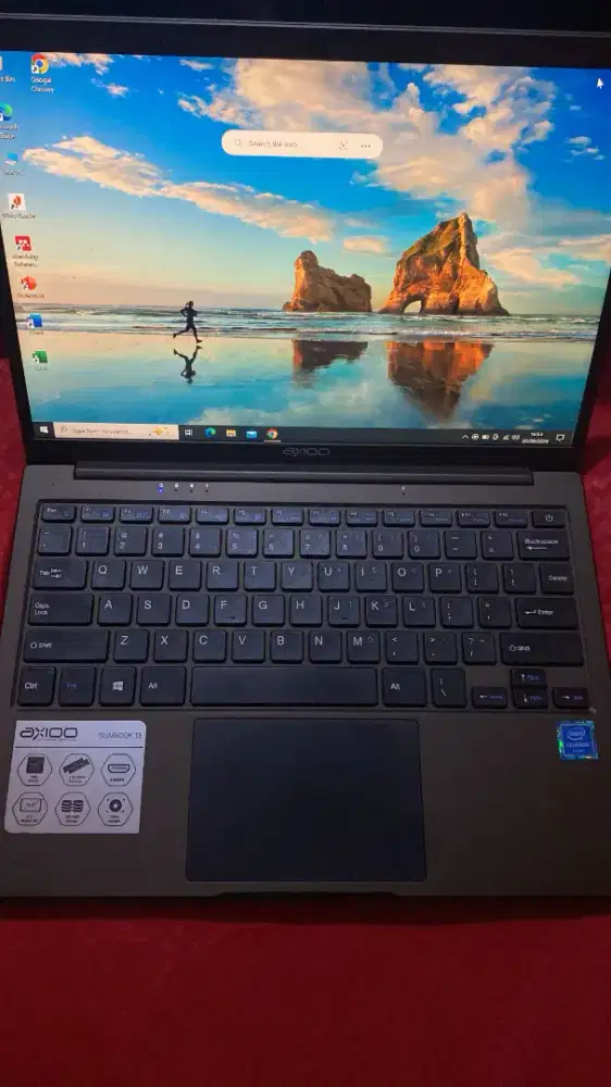 Laptop Slim Book Tipis