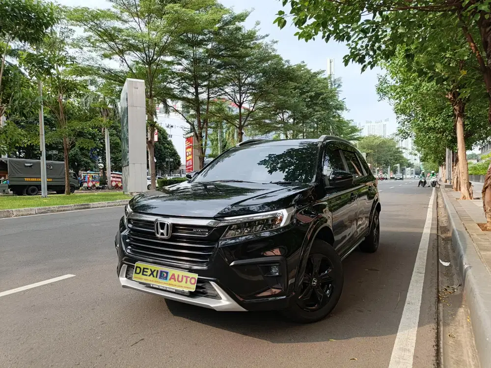 (KM15000)HONDA BRV E N7X AT 2025 NIK 2024 ISTIMEWA KM RENDAH!!