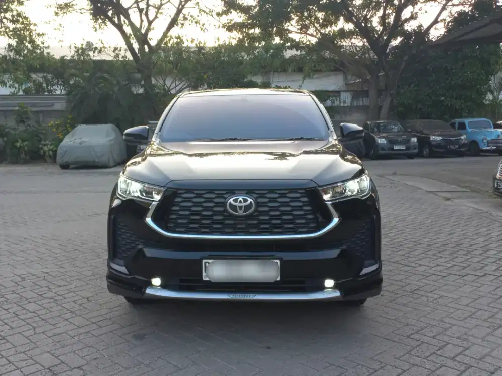 ZENIX V HYBRID MODELLISTA 2023 PAKAI 2024