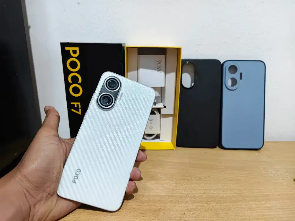 Poco F7 12/512 putih