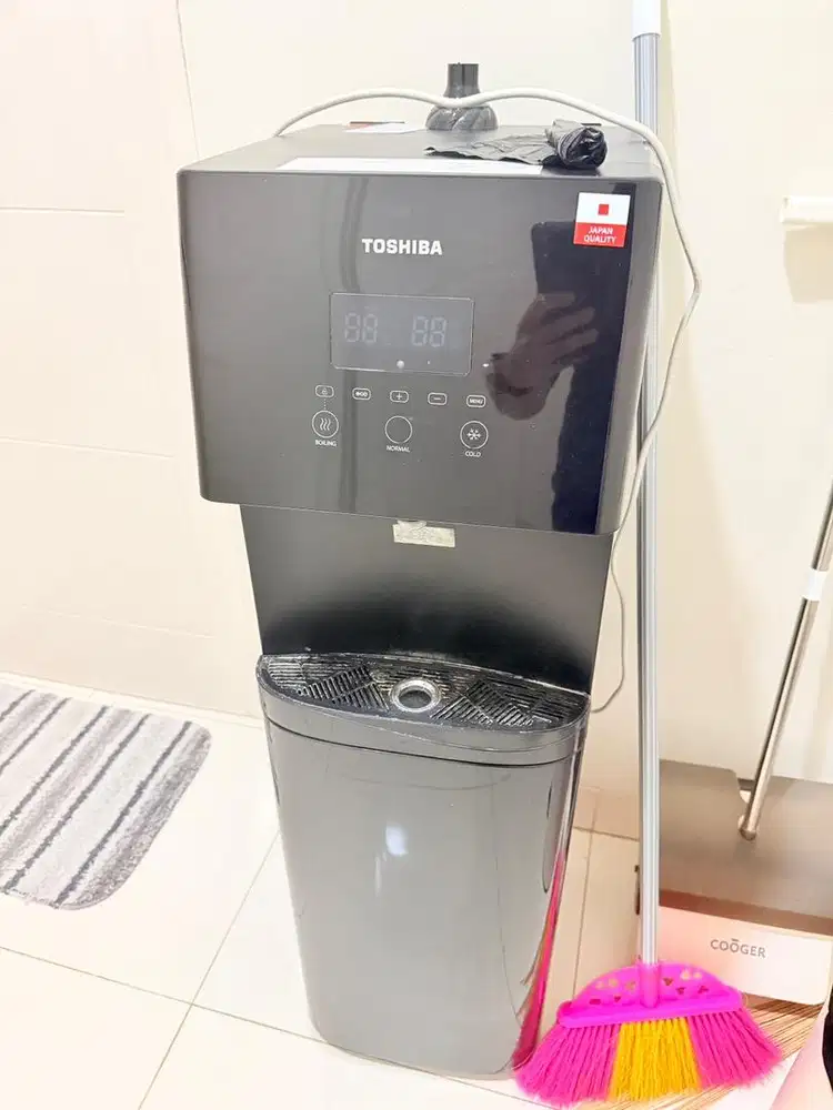 Dispenser galon bawah toshiba