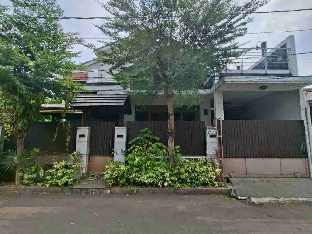 RUMAH MEWAH PERUMAHAN TAMAN GALAXY BEKASI SELATAN