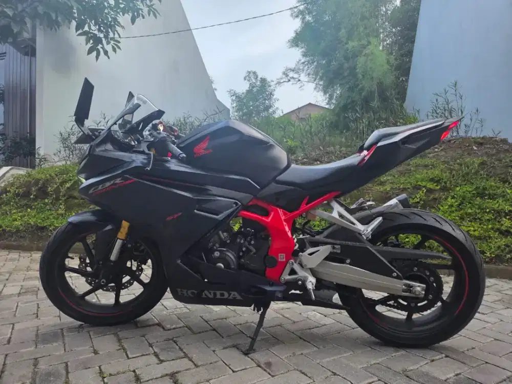 Honda CBR 250 ABS Like New
