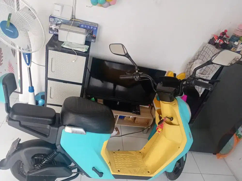 Sepeda listrik atau selis u-winfly