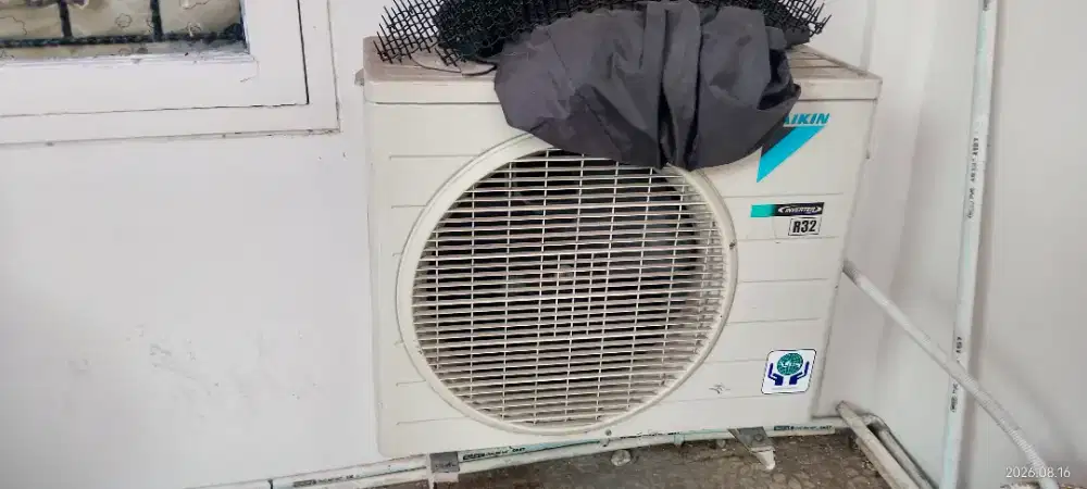 jual ac daikin 1/2 pk, nyala tapi tidak dingin
