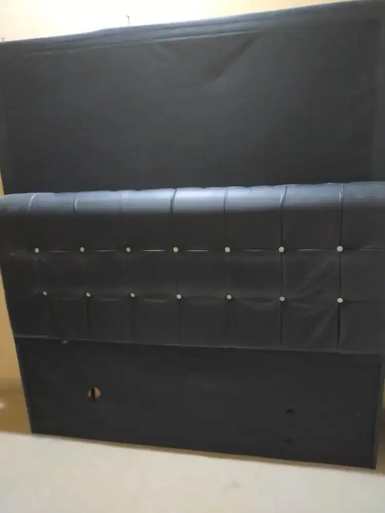 Di jual cepat satu set dipan