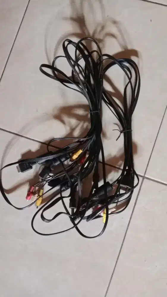Jual kabel u ps2 ada 3 set layak pakai