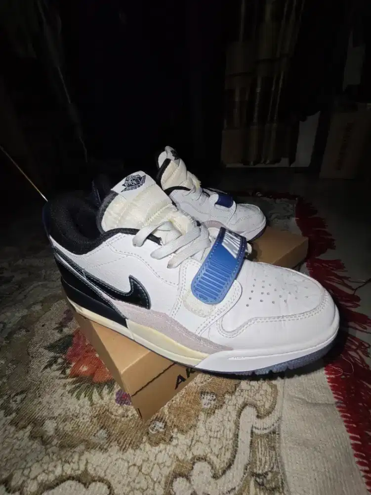 Dijual sepatu Nike Jordan Size 40 Full Kulit Orginal