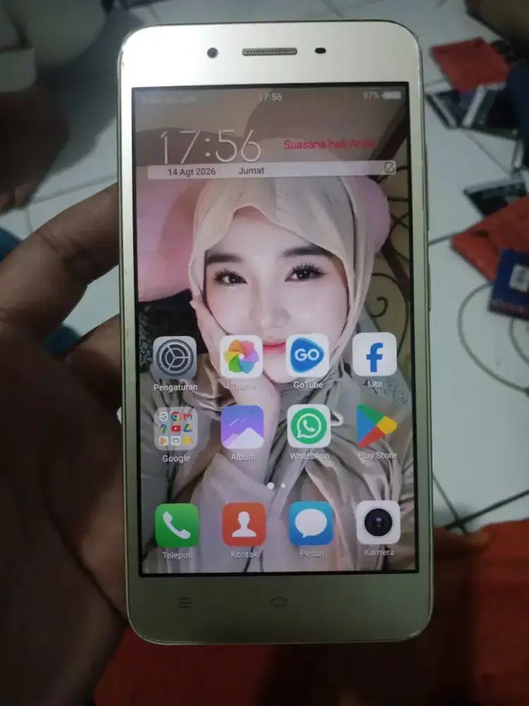 Vivo Y53 4G 2/16 layar 5 inchi mulus gold