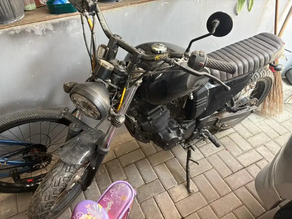 Byson 2012 custom