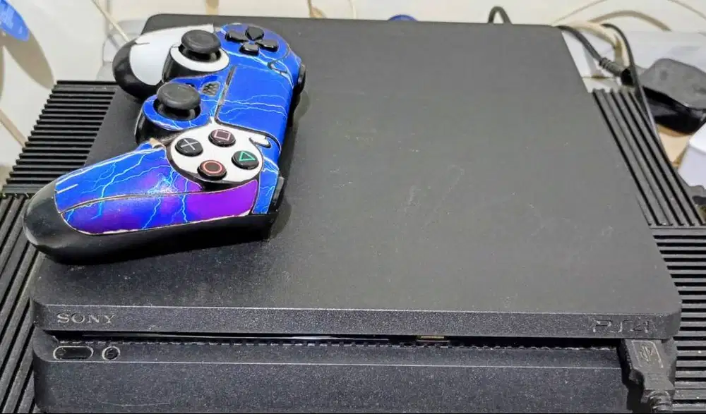Dijual PS4 Slim 1TB Murmer