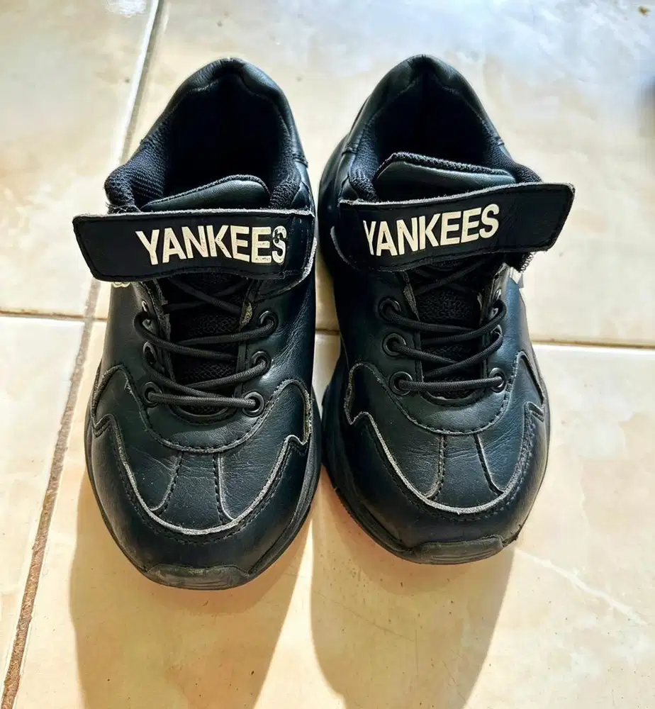dijual sepatu mlb uk 28