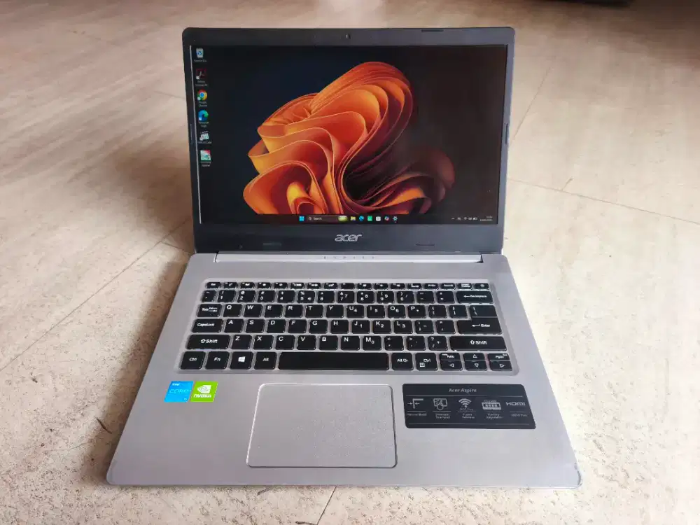 Jual Laptop Acer Aspire No Minus